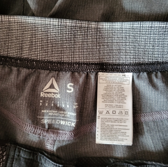 Reebok Black Speedwick Shorts Size Small - Picture 4 of 5